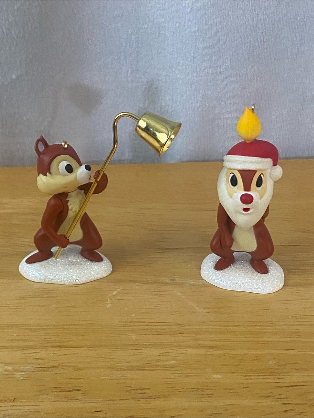 2016 Hallmark Disney Chip And Dale A Merry Pair Ornaments Candle Snuffer